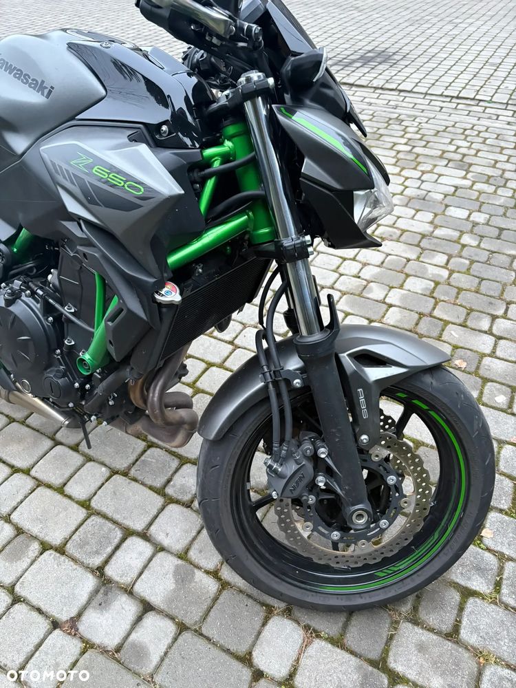 Kawasaki Z 650 - 15