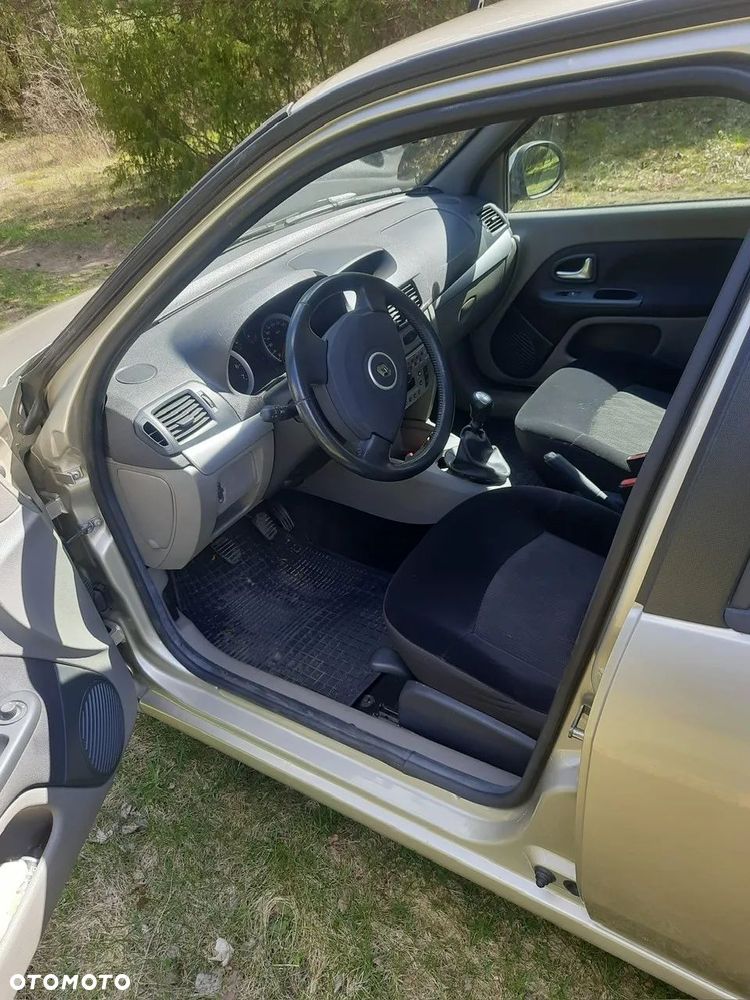 Renault Thalia 1.2 16V All Inclusive - 4