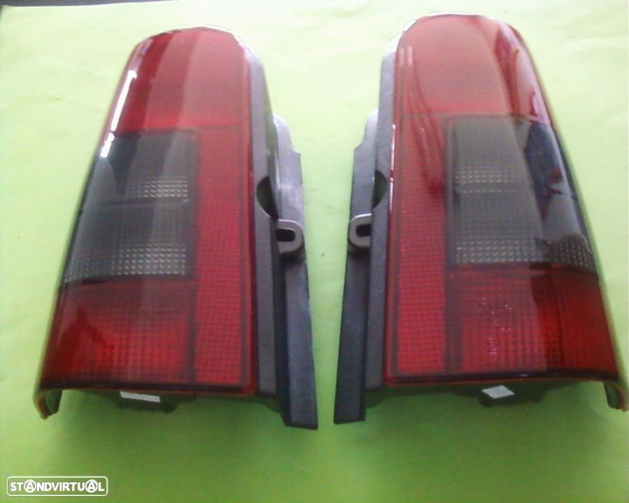Farolim stop Citroen Berlingo Peugeot Partner 1996 a 2008 (NOVO) - 1