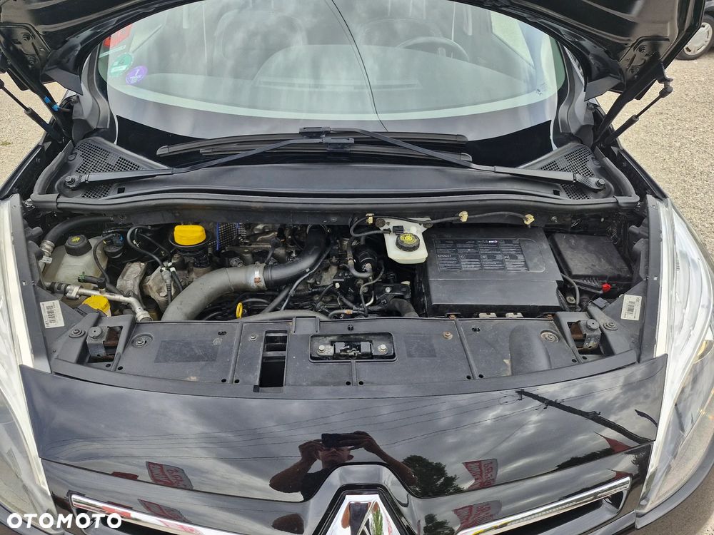 Renault Grand Scenic ENERGY TCe 130 BOSE EDITION - 33