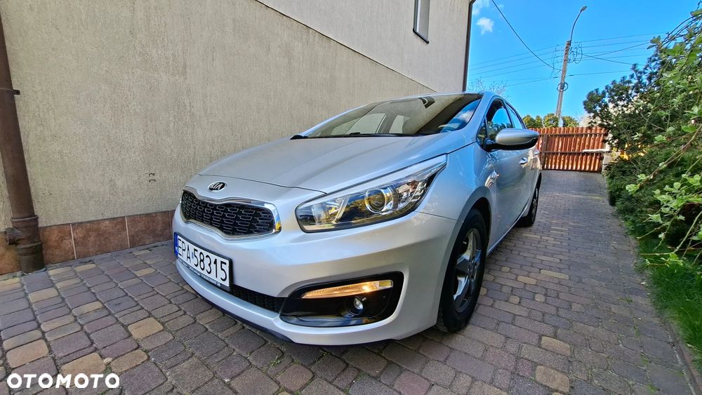 Kia Ceed 1.4 CVVT Attract - 2