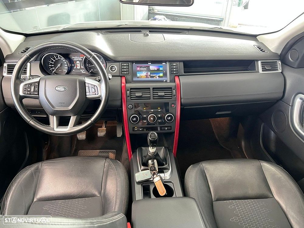 Land Rover Discovery Sport 2.0 eD4 HSE - 11