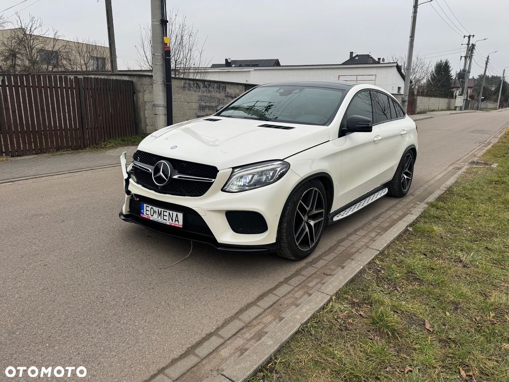Mercedes-Benz GLE 350 d 4-Matic - 1