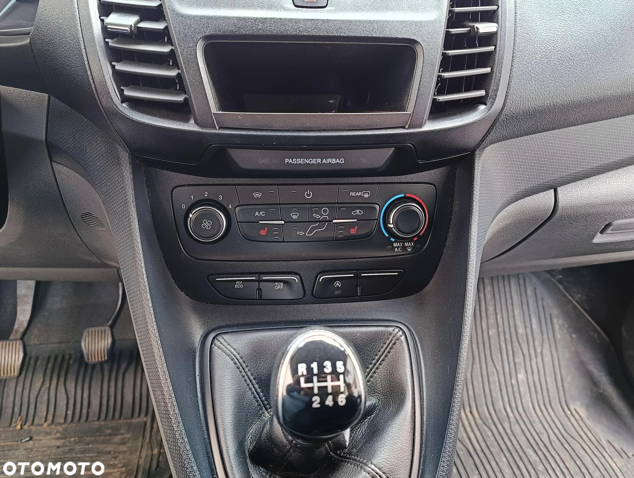 Ford Tourneo Connect 1.5 EcoBlue Start-Stop Trend - 16