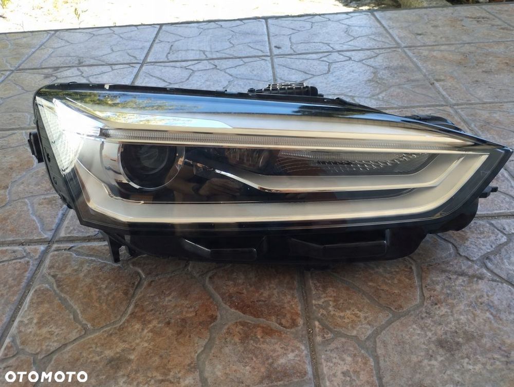 Lampa prawa Xenon LED Audi A5 II 2 F5 8W6 8W6941006C - 1