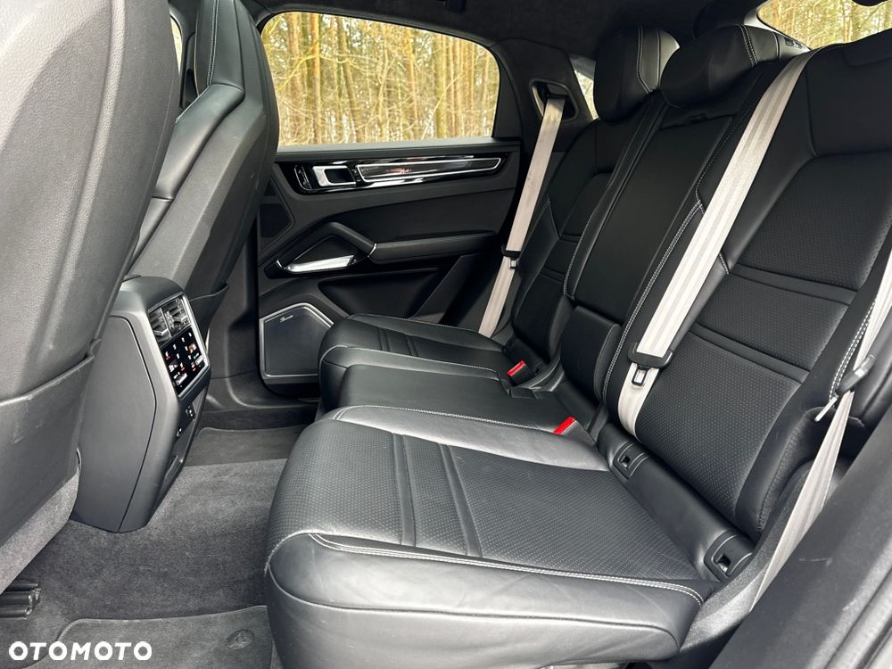 Porsche Cayenne - 17