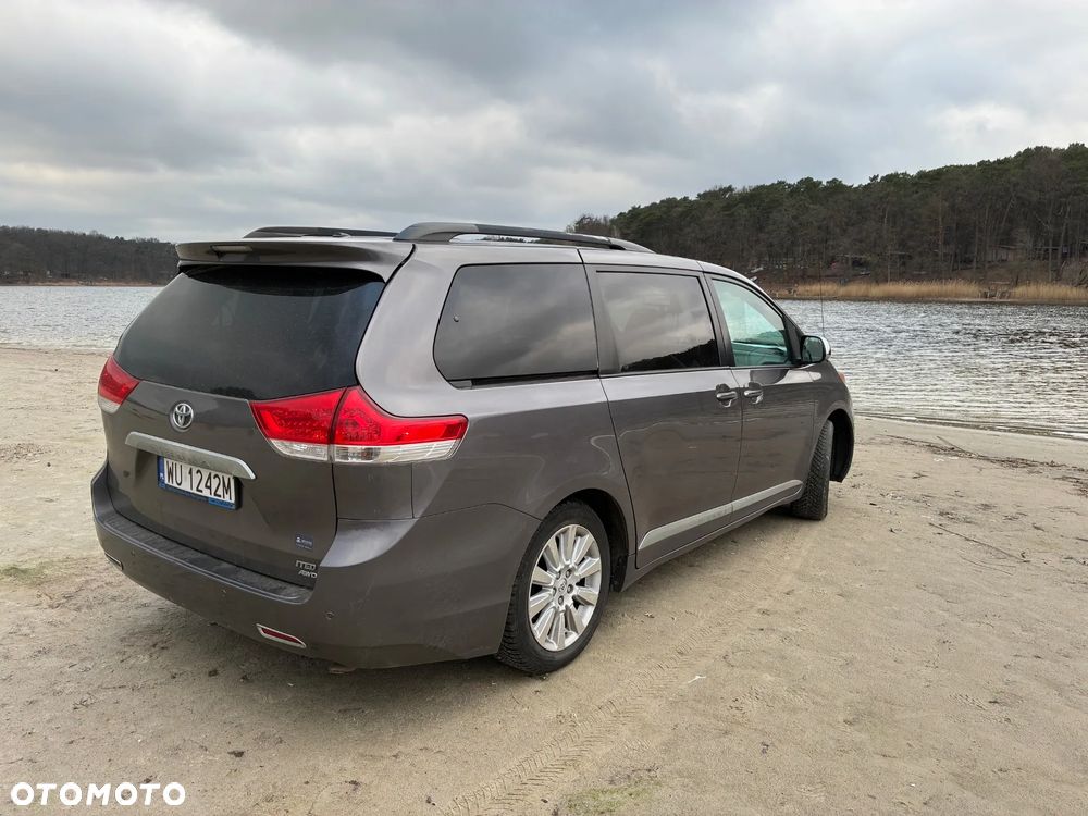 Toyota Sienna 3.5 V6 Limited AWD - 6
