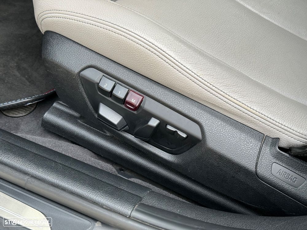 BMW 320 d Pack M - 28