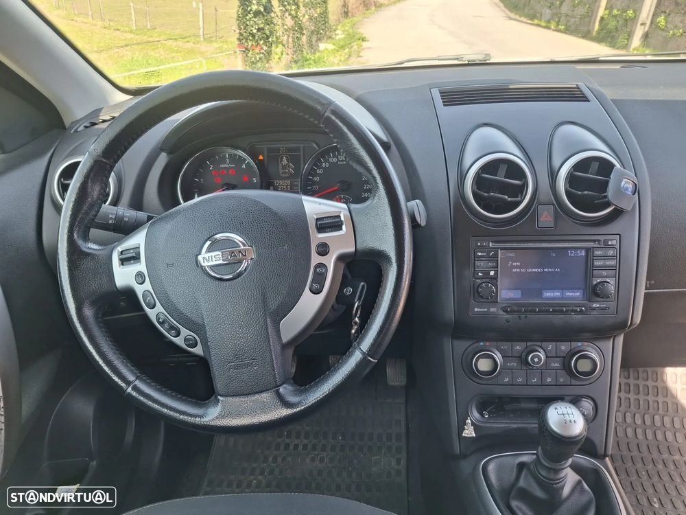 Nissan Qashqai 1.5 dCi 360 - 10