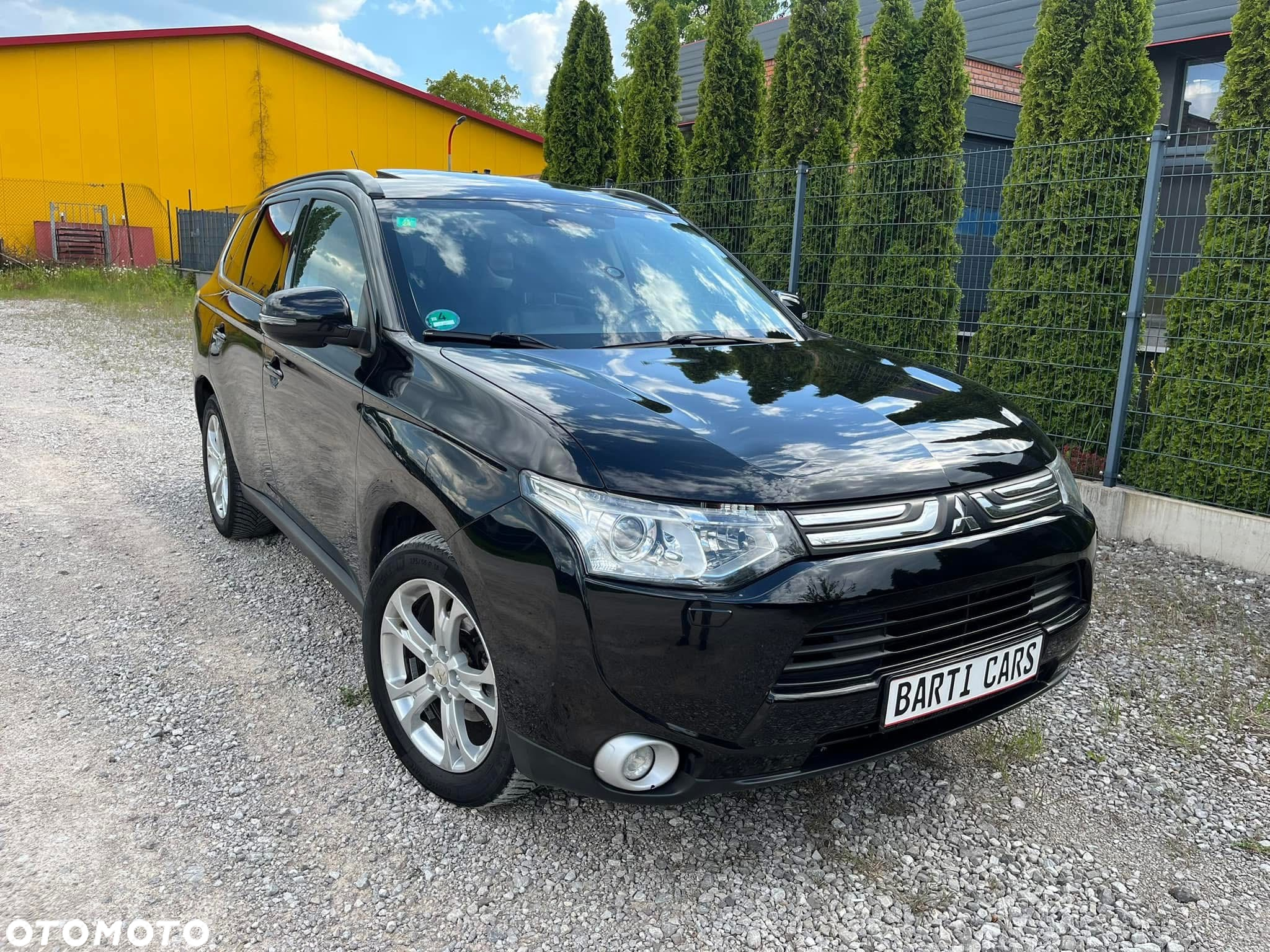 Mitsubishi Outlander 2.2 DI-D 4WD Instyle - 3