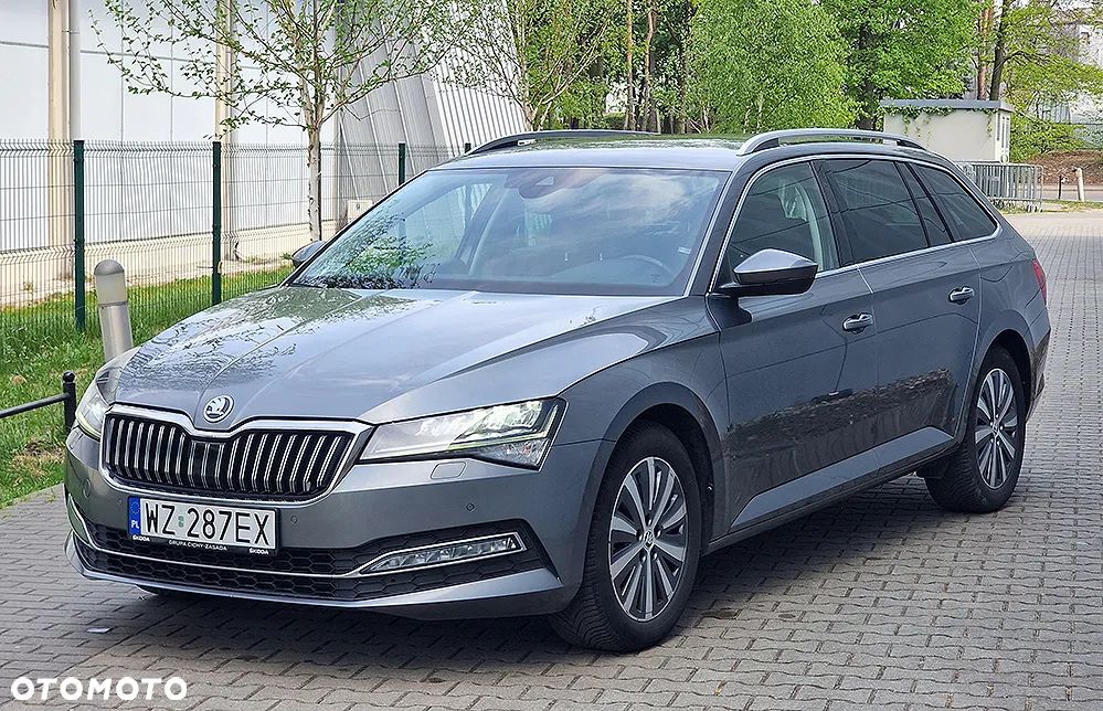 Skoda Superb 2.0 TDI SCR Style DSG - 27