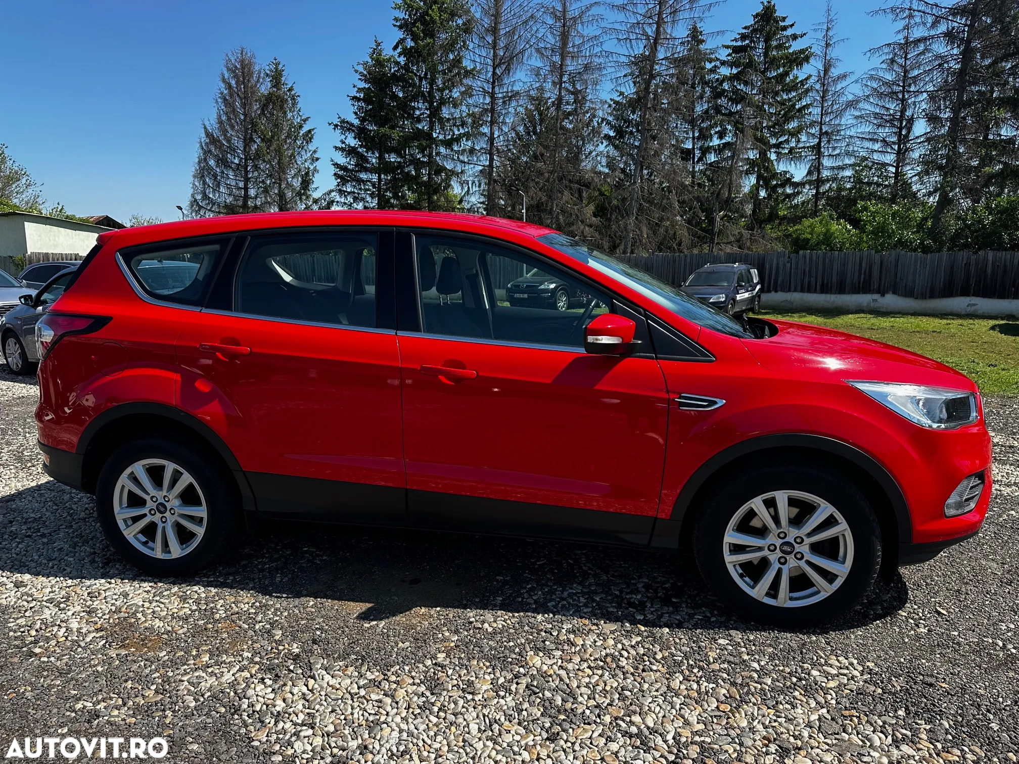 Ford Kuga 1.5 EcoBoost 2WD Trend - 6