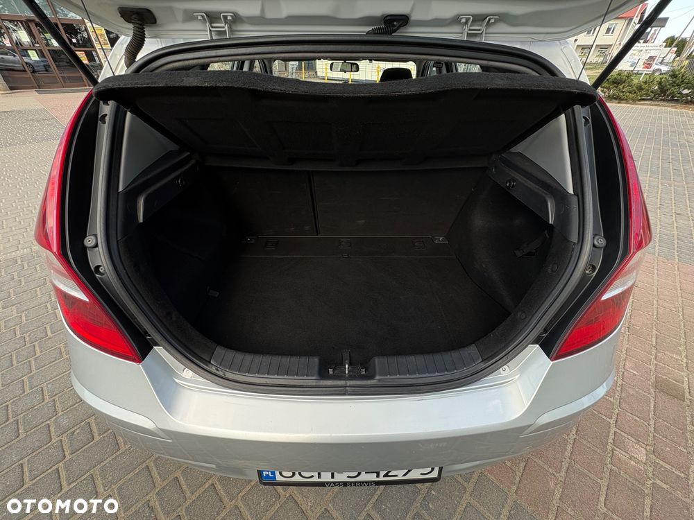 Hyundai i30 1.4 Base EU5 - 14