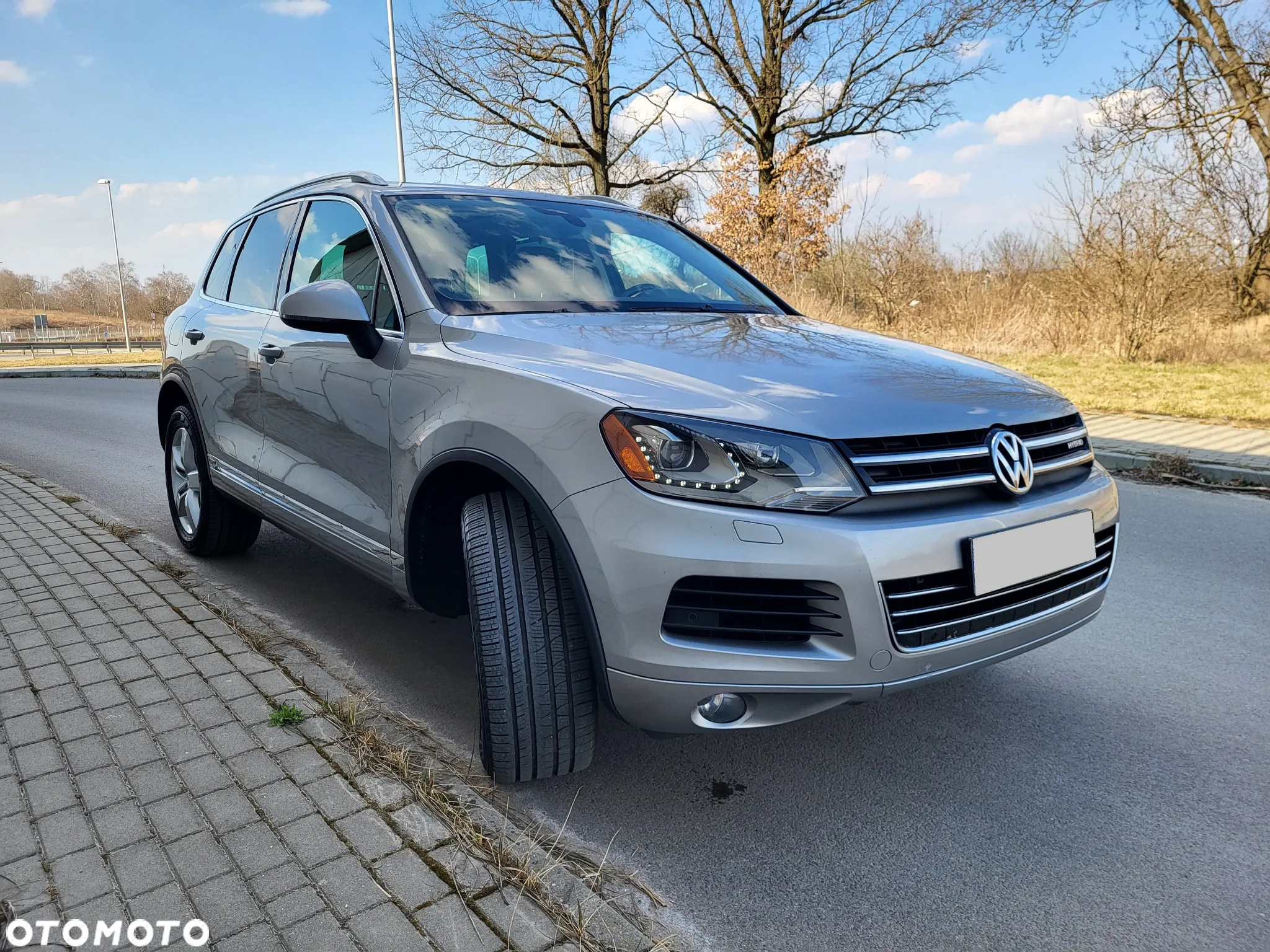 Volkswagen Touareg 3.0 Hybrid 4Motion Automatik - 3