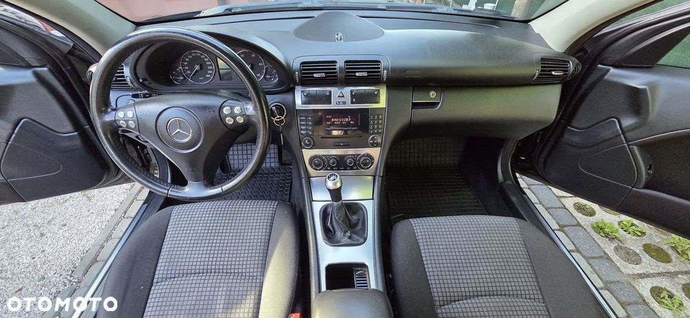 Mercedes-Benz Klasa C 200 CDI Classic - 7