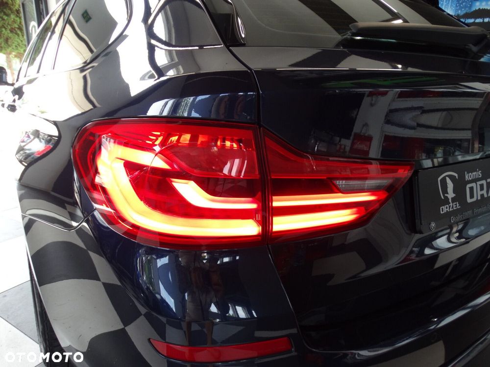 BMW Seria 5 525d Luxury Line sport - 31