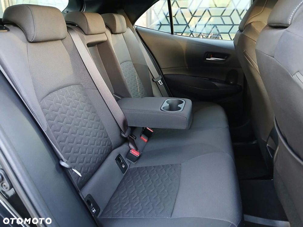 Toyota Corolla - 7