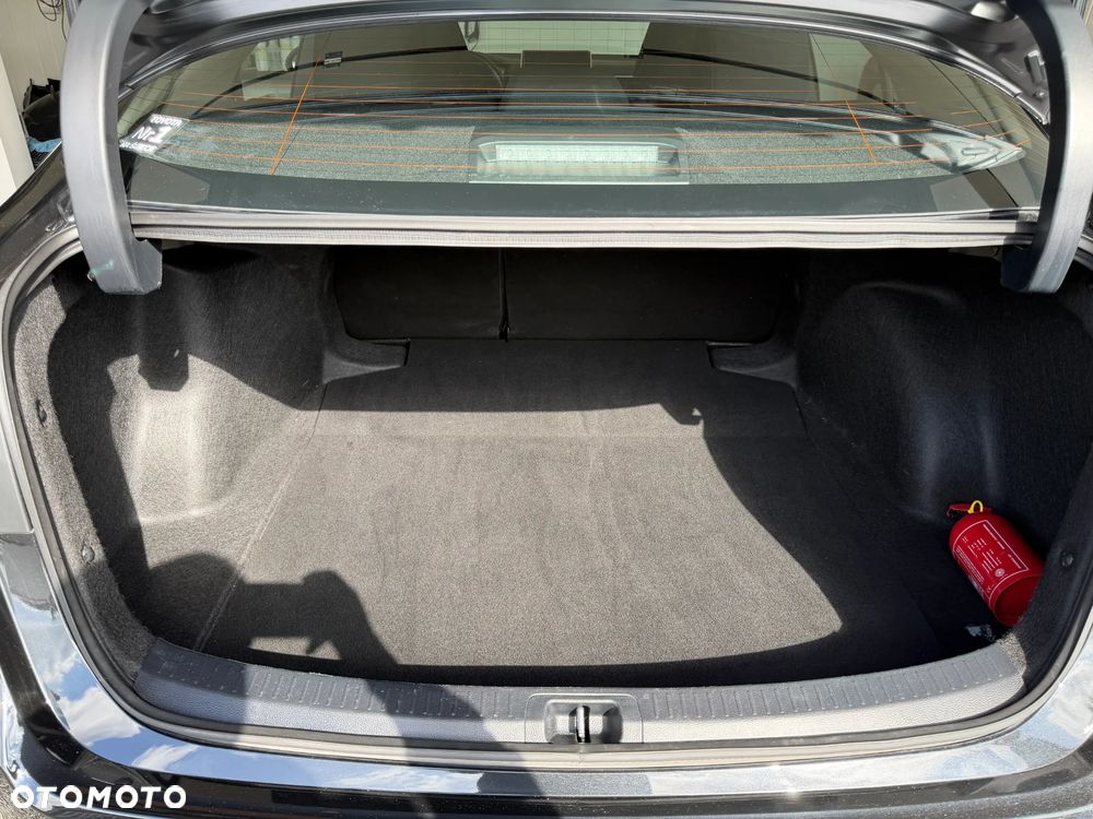 Toyota Corolla 1.8 Hybrid GPF Comfort - 26