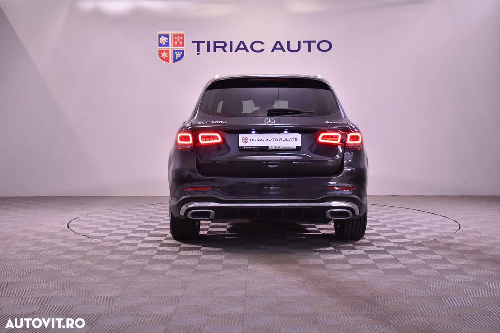 Mercedes-Benz GLC 300 d 4Matic 9G-TRONIC AMG Line - 4