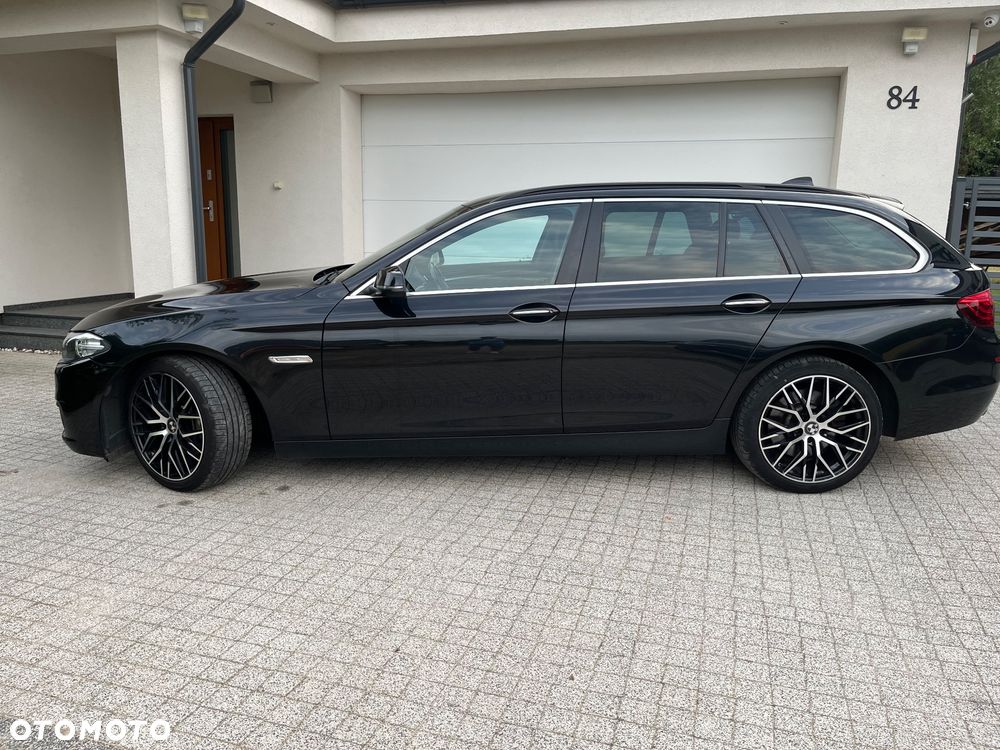 BMW Seria 5 530d xDrive Modern Line - 3