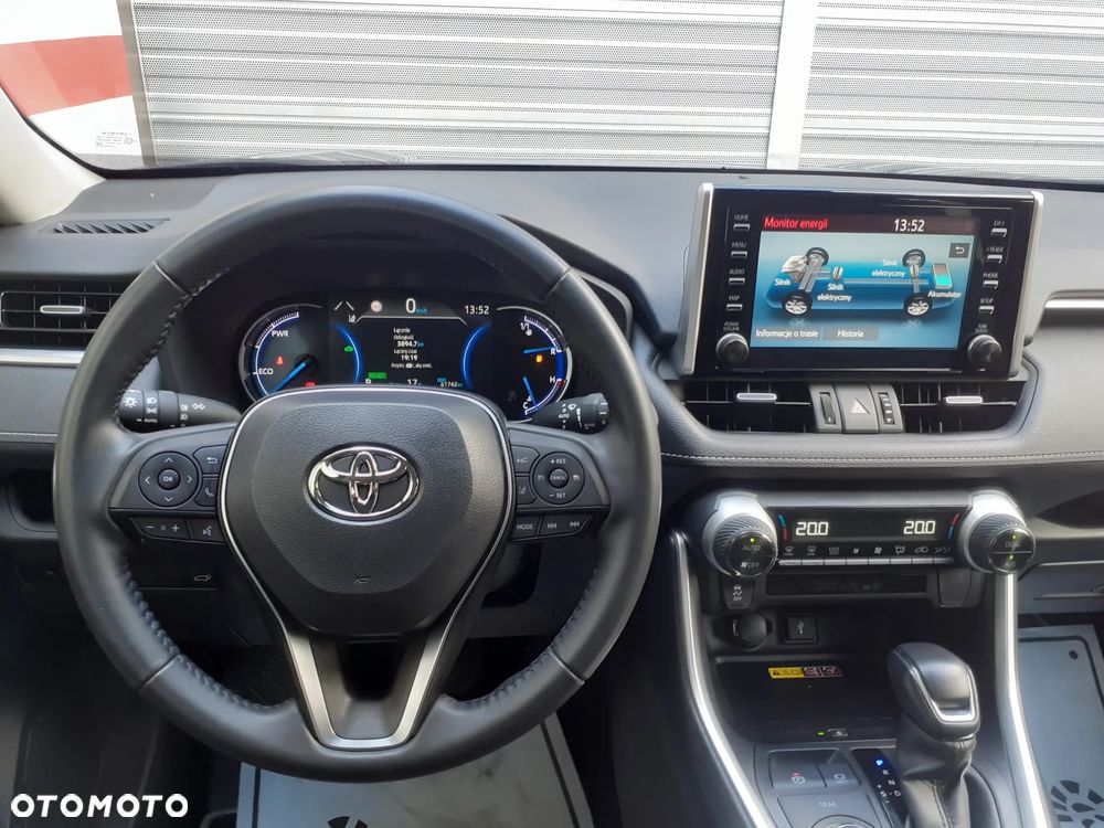 Toyota RAV4 - 11