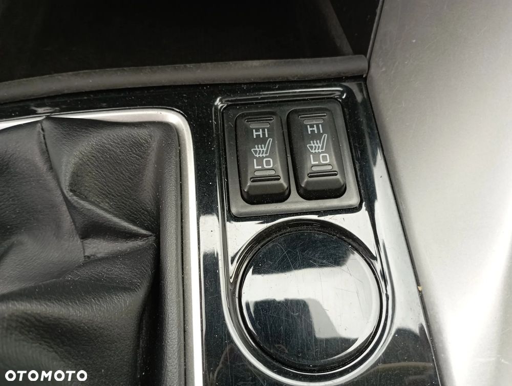 Mitsubishi Eclipse Cross - 27