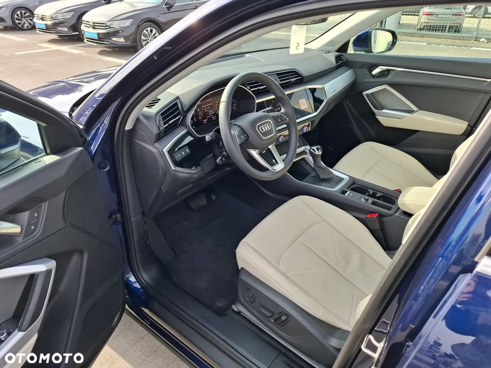 Audi Q3 35 TFSI S tronic - 8