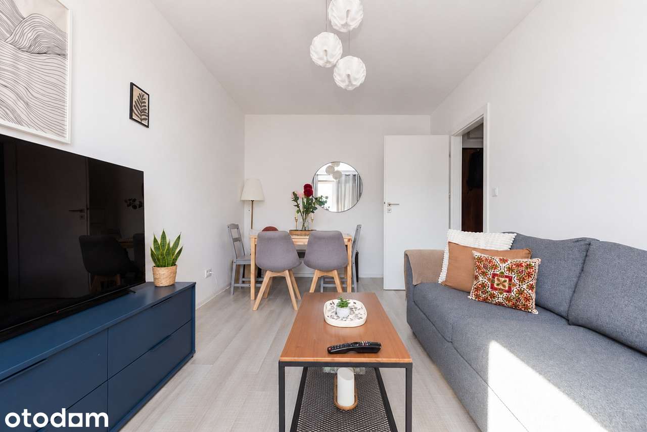 2 pokoje z oddzielną kuchnią i balkonem 8 m² | Metro Chrzanów