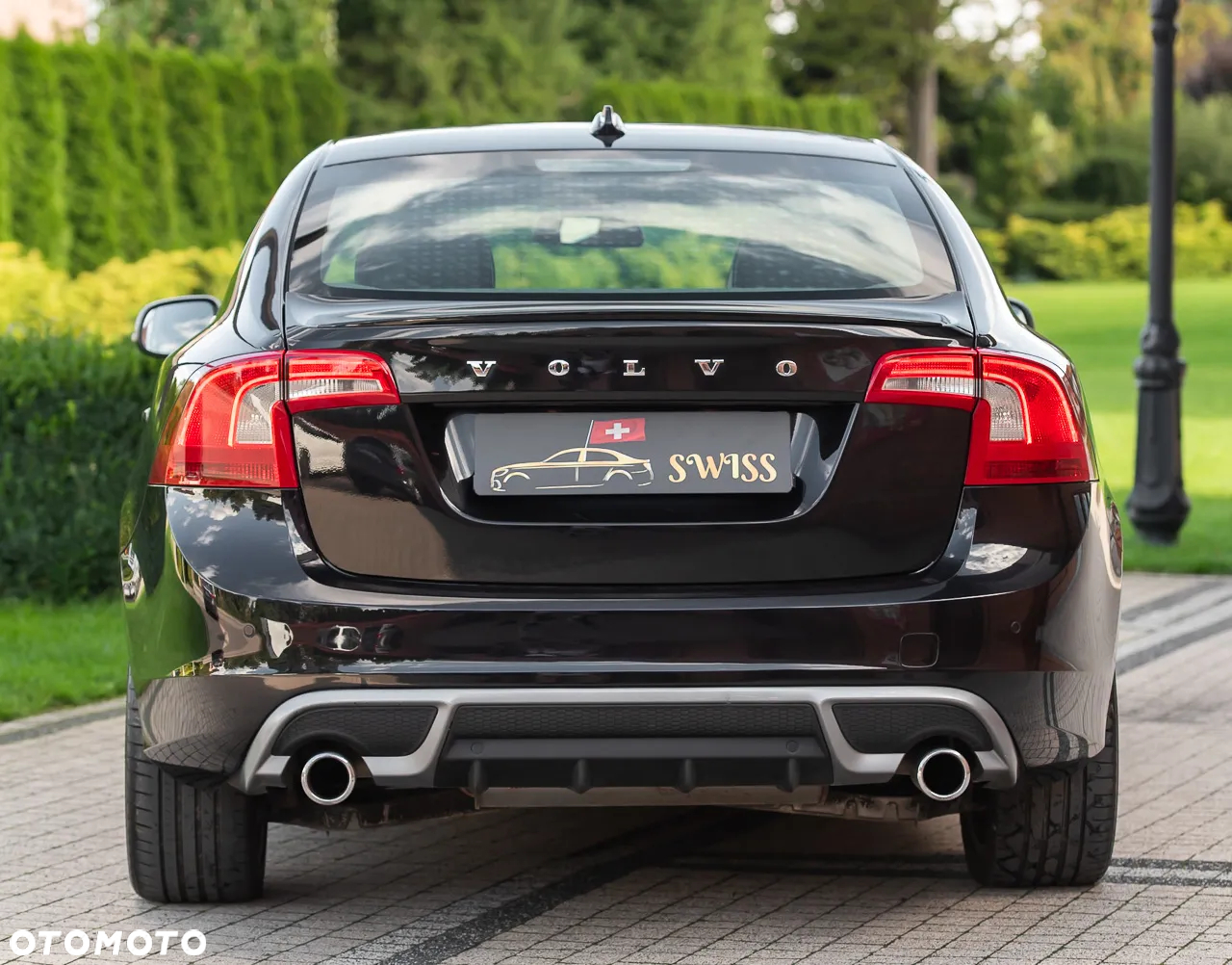 Volvo S60 D3 R-Design - 11