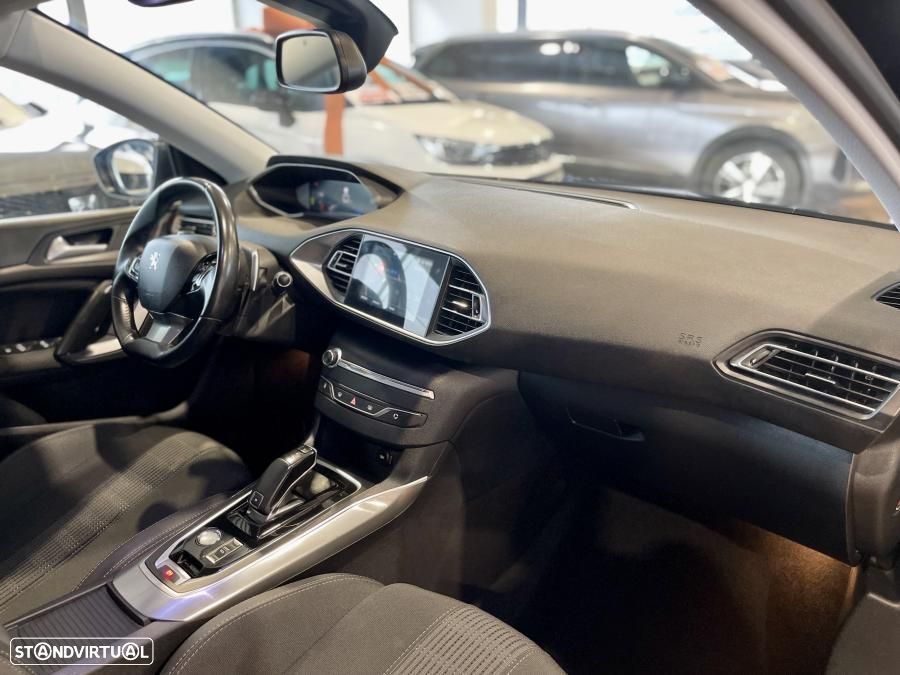 Peugeot 308 SW 1.5 BlueHDi Allure EAT8 - 29