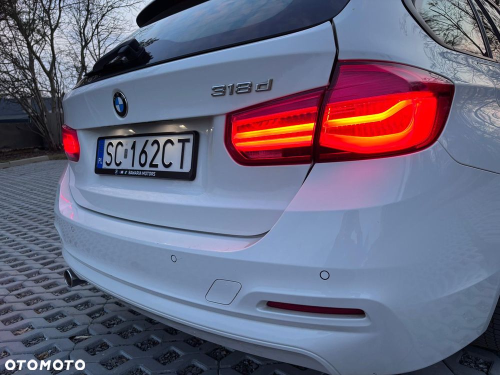 BMW Seria 3 318d - 15