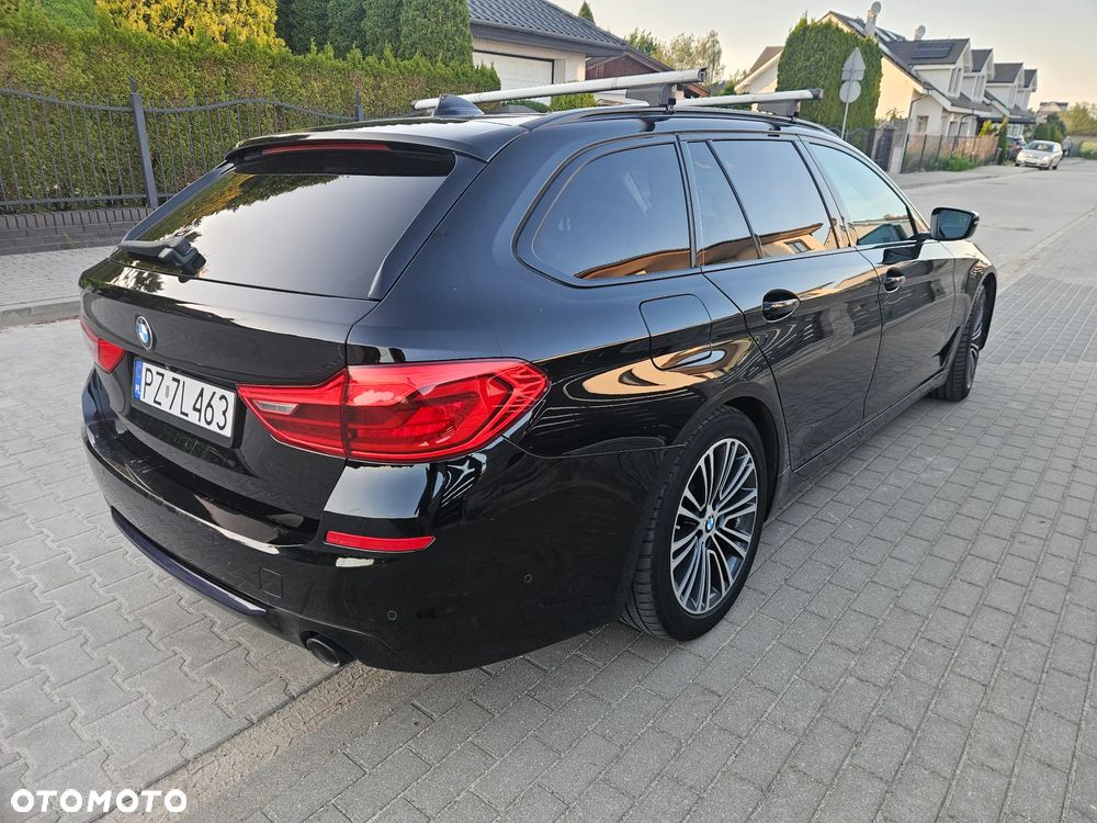 BMW Seria 5 520d Sport Line sport - 4