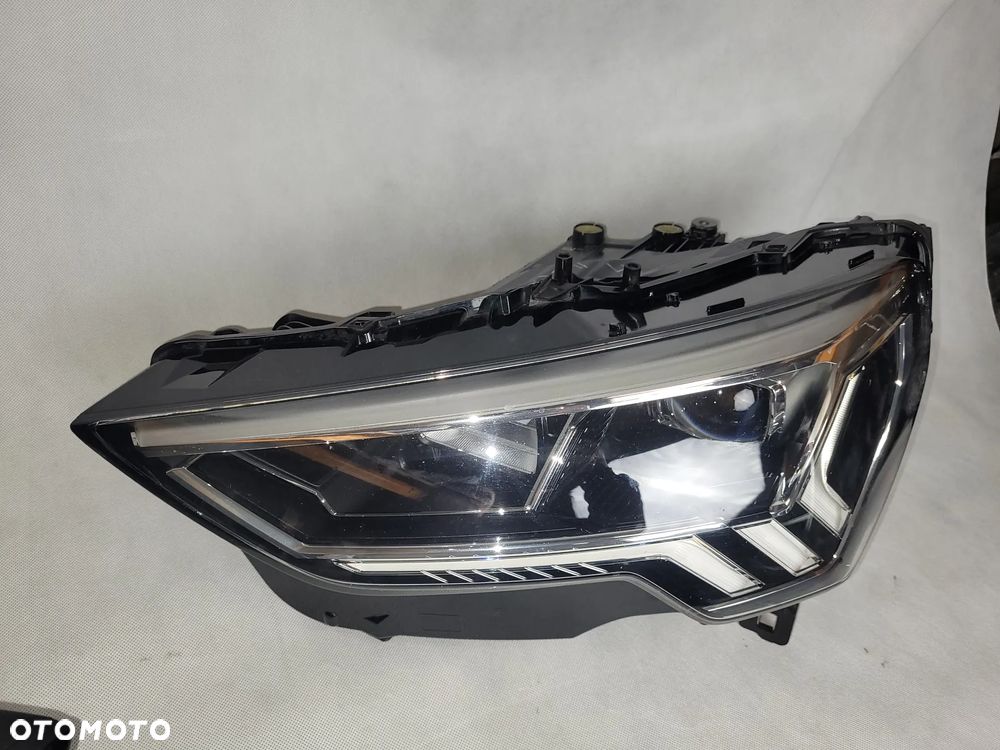 AUDI Q3 II 83A- LAMPA LAMPY PRZEDNIE PRZÓD FULL LED - 7