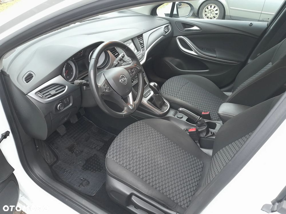 Opel Astra 1.4 T Enjoy - 4