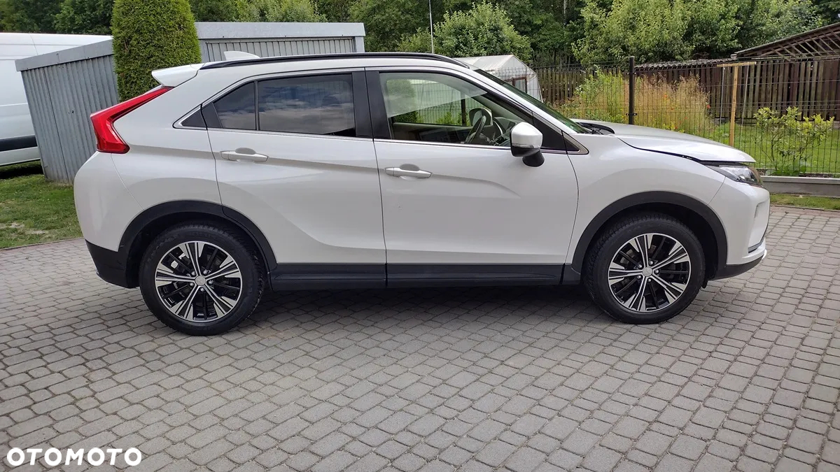 Mitsubishi Eclipse Cross - 4