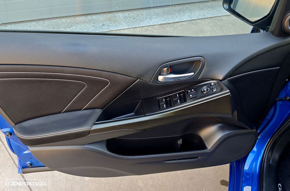 Honda Civic 1.6 i-DTEC Elegance Connect Navi+ADAS - 19