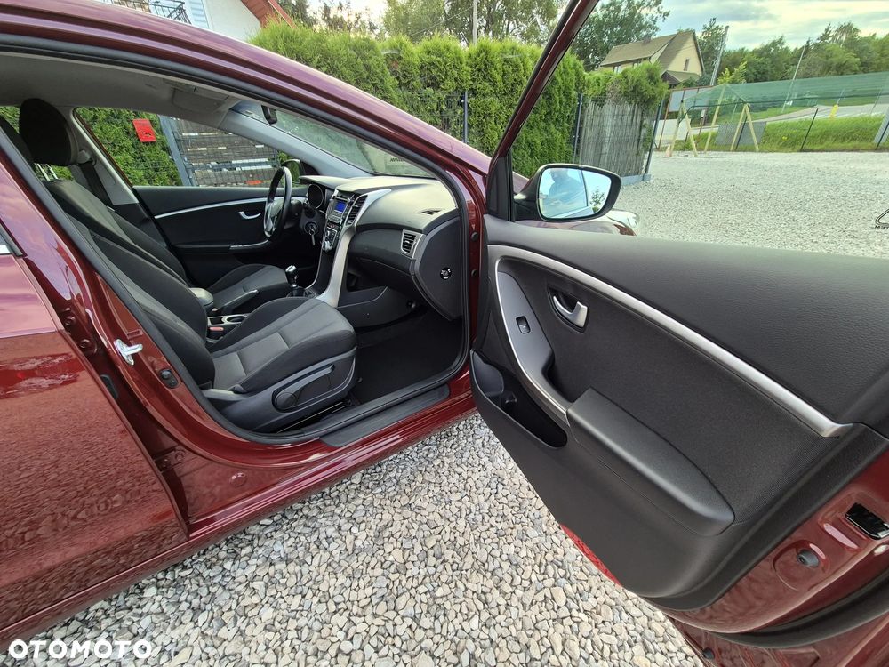 Hyundai i30 1.6 Fifa World Cup Edition - 29