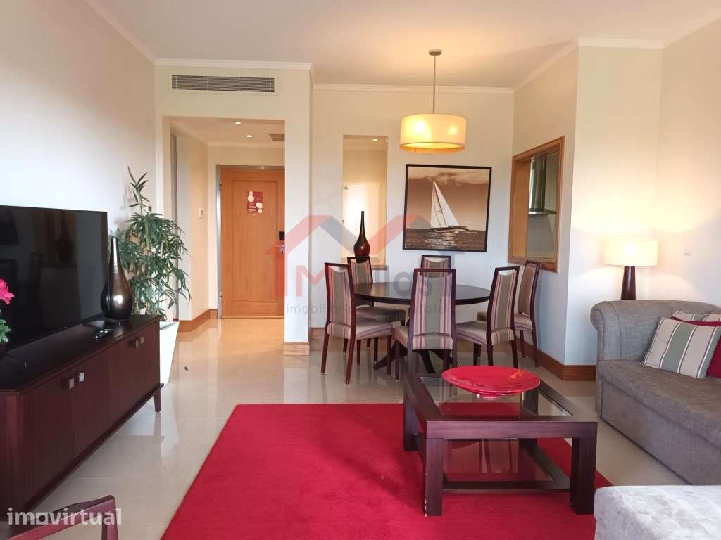 Apartamento T2 em condomínio de luxo com piscina e garagem - Vilamoura - Grande imagem: 2/12