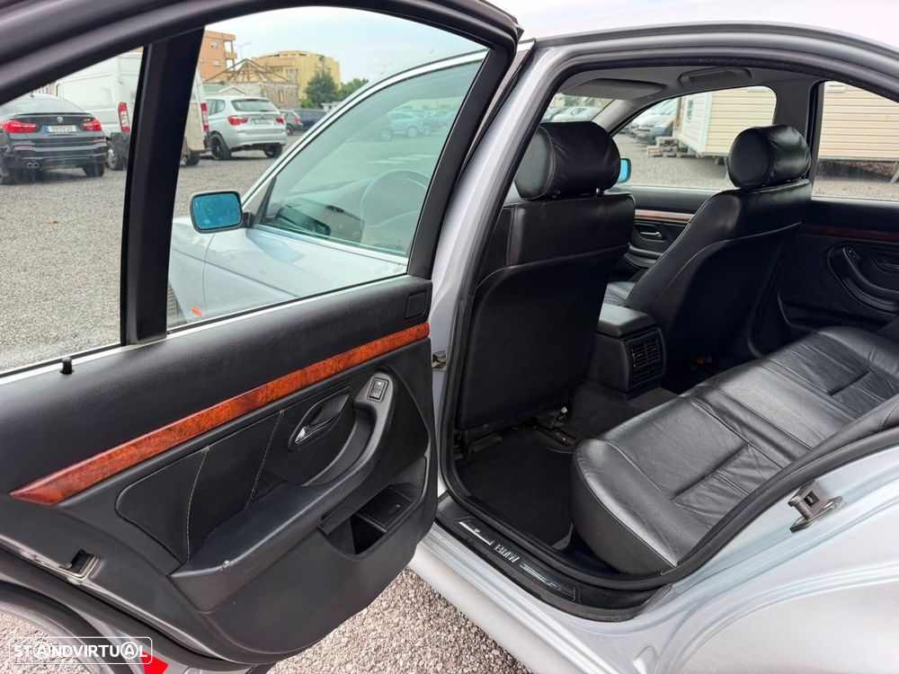 BMW 520 i - 15