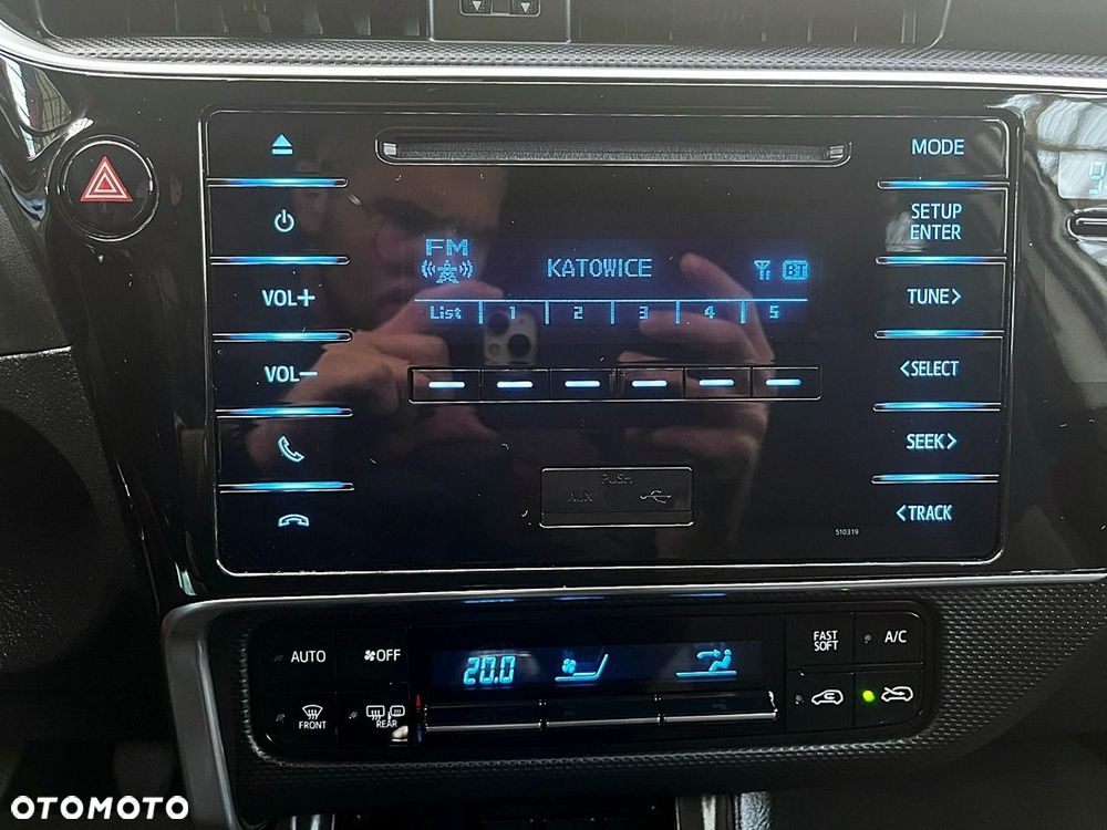 Toyota Auris - 24