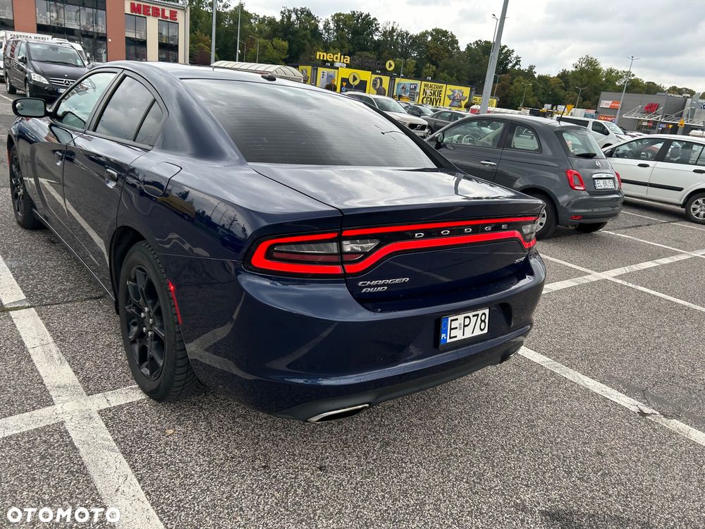Dodge Charger - 13