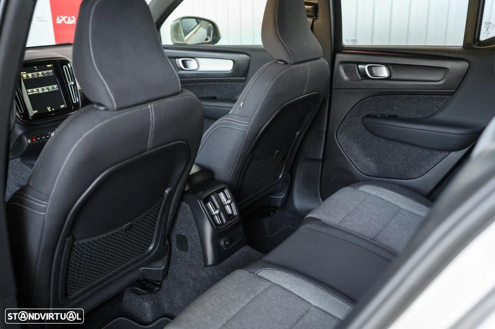 Volvo XC 40 1.5 T4 PHEV Core - 29
