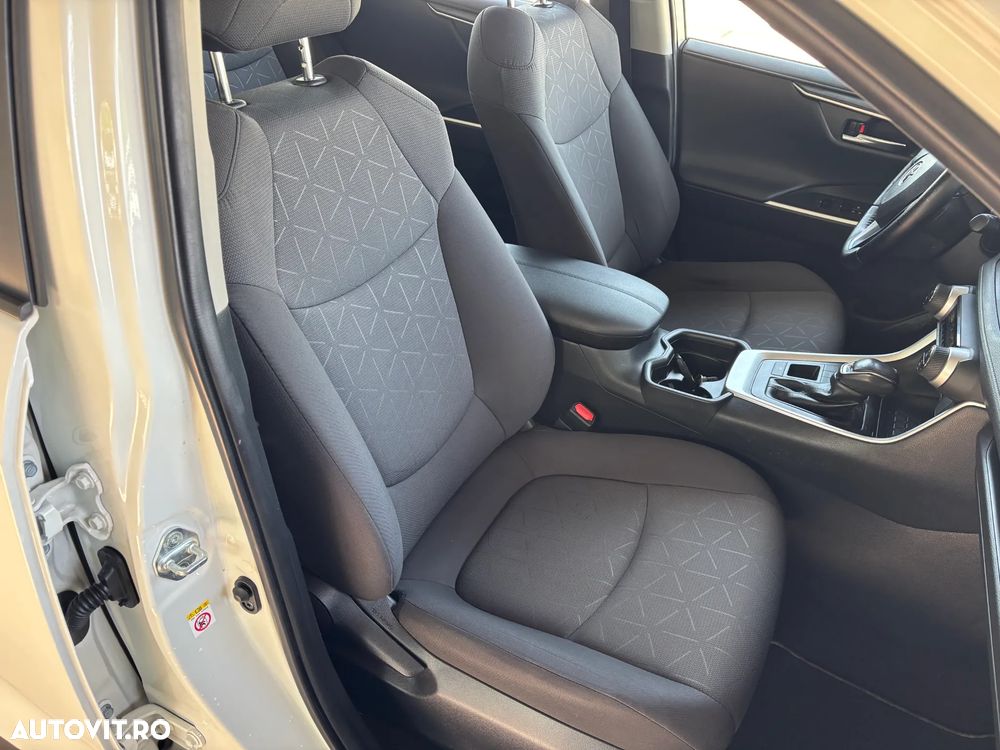 Toyota RAV4 - 35
