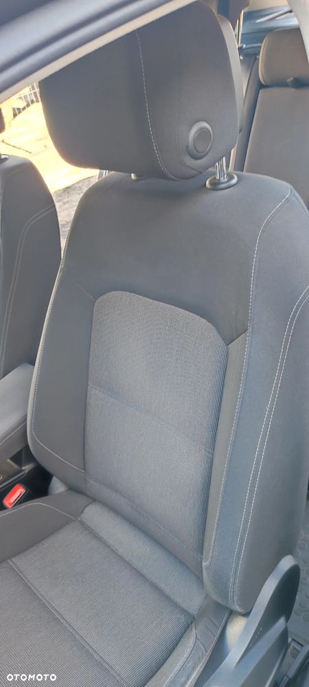 Volkswagen Passat 2.0 TDI BMT Comfortline - 32