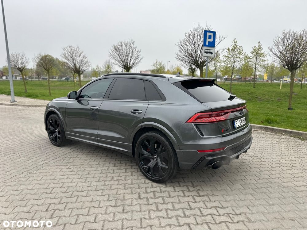 Audi RS Q8 - 5