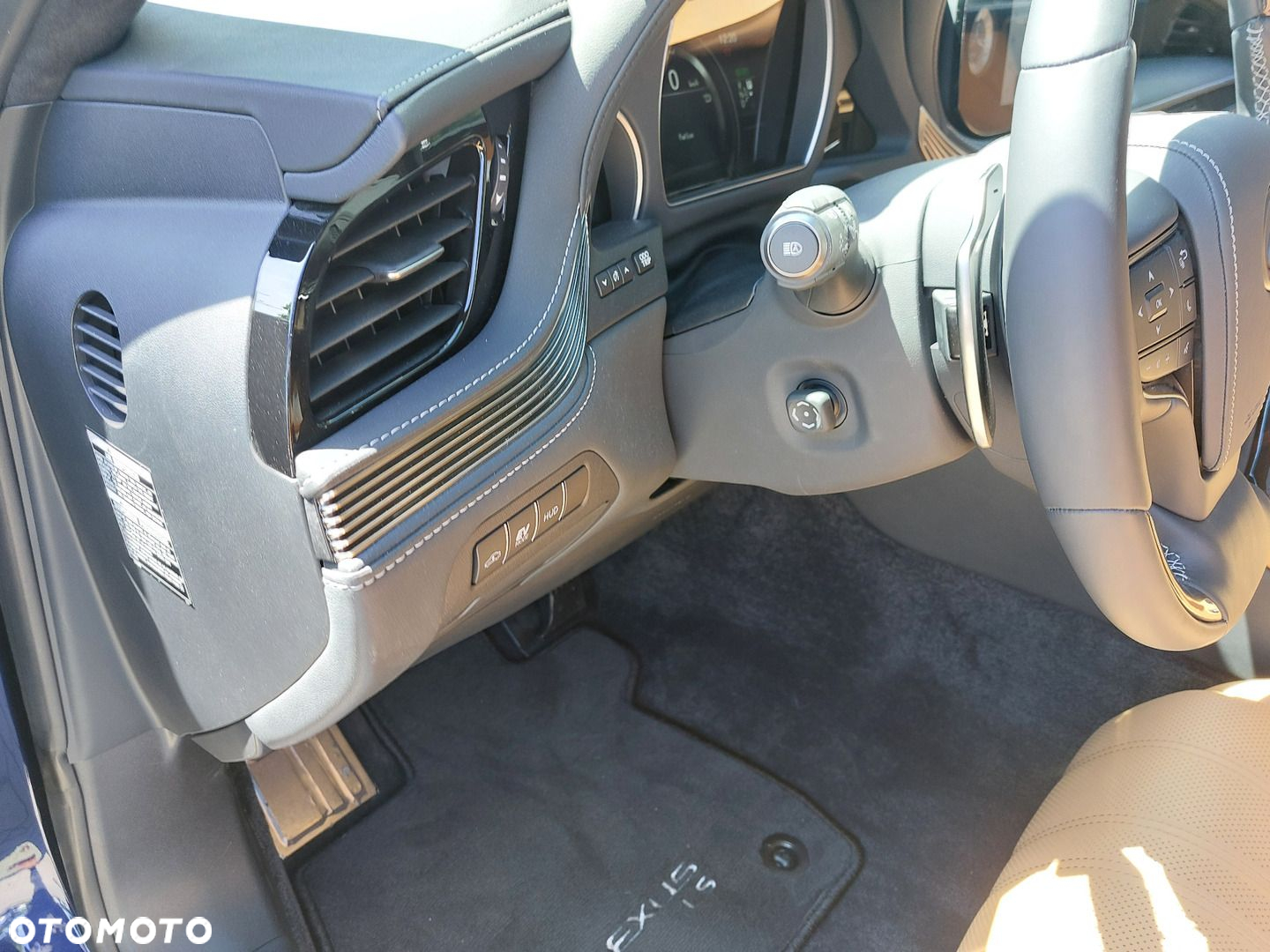 Lexus LS 500h Prestige AWD - 13