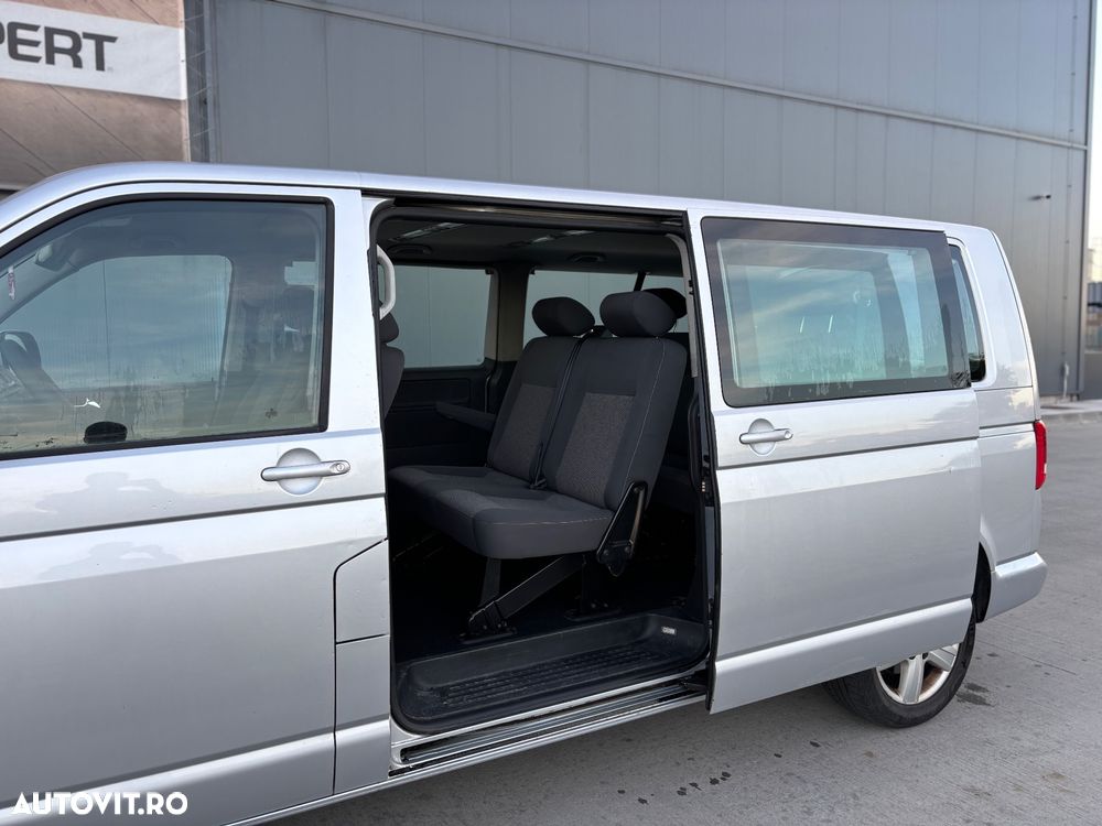 Volkswagen Caravelle - 2