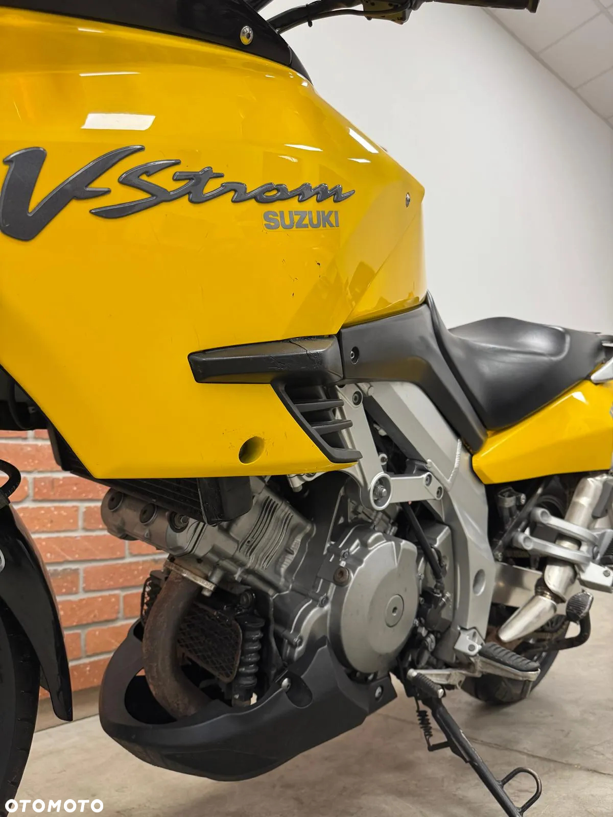 Suzuki V-STROM - 21