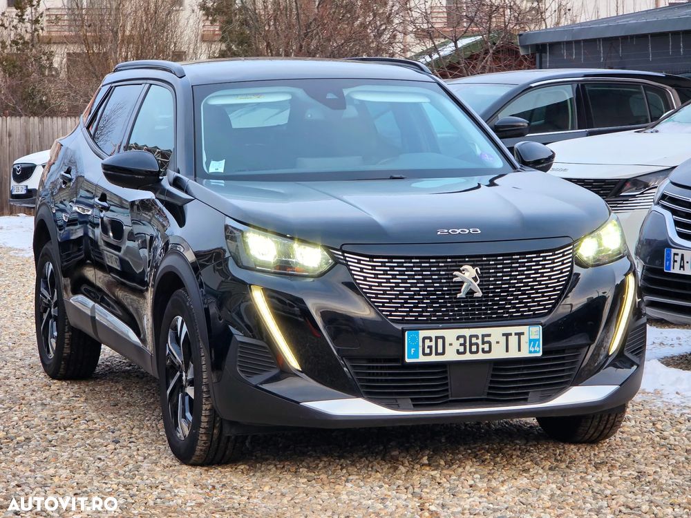 Peugeot 2008 PureTech 130 EAT8 Allure - 3