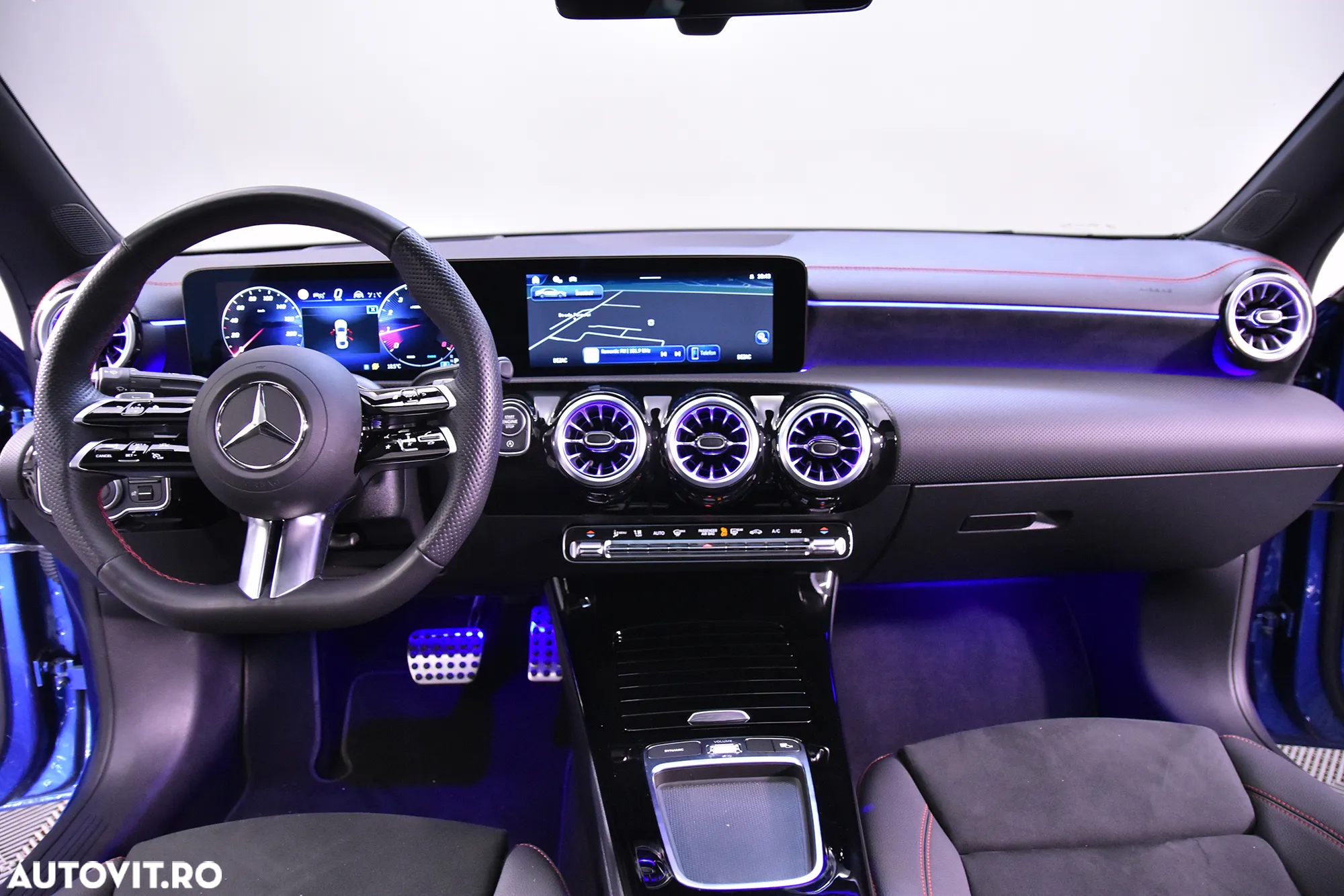 Mercedes-Benz CLA 200 MHEV Coupe - 10